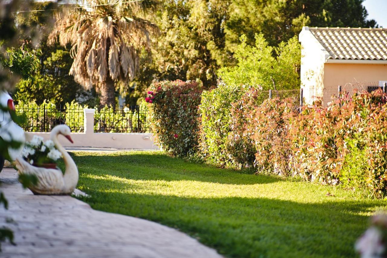 Villa Doreta Roda  Bagian luar foto
