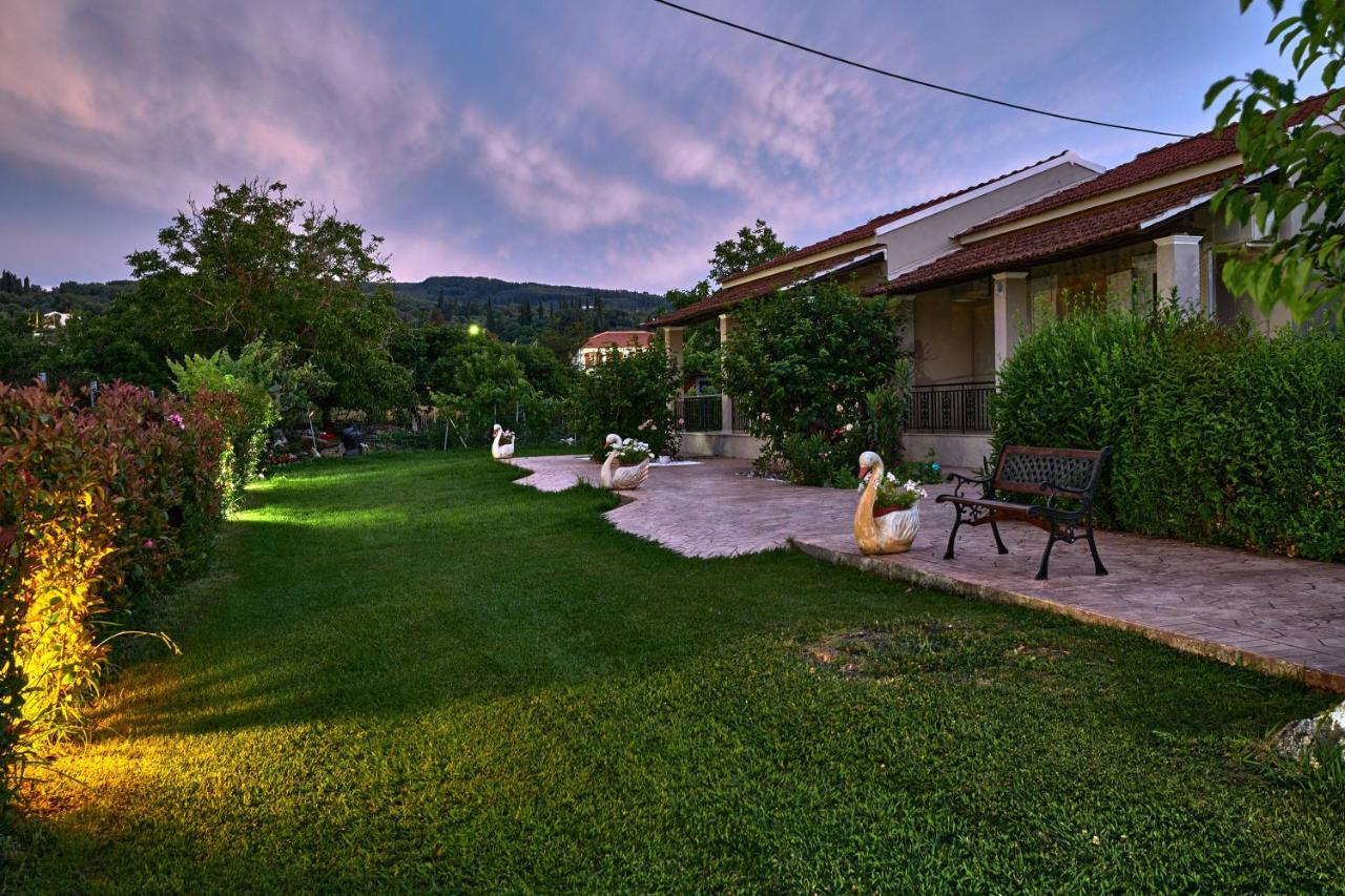 Villa Doreta Roda  Bagian luar foto